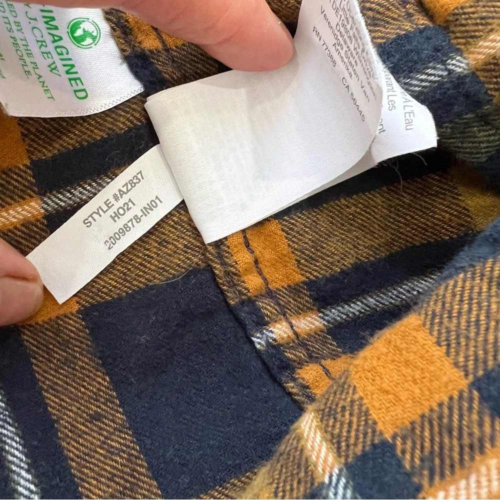 ! J. Crew Flannel. Slim fit men’s shirt